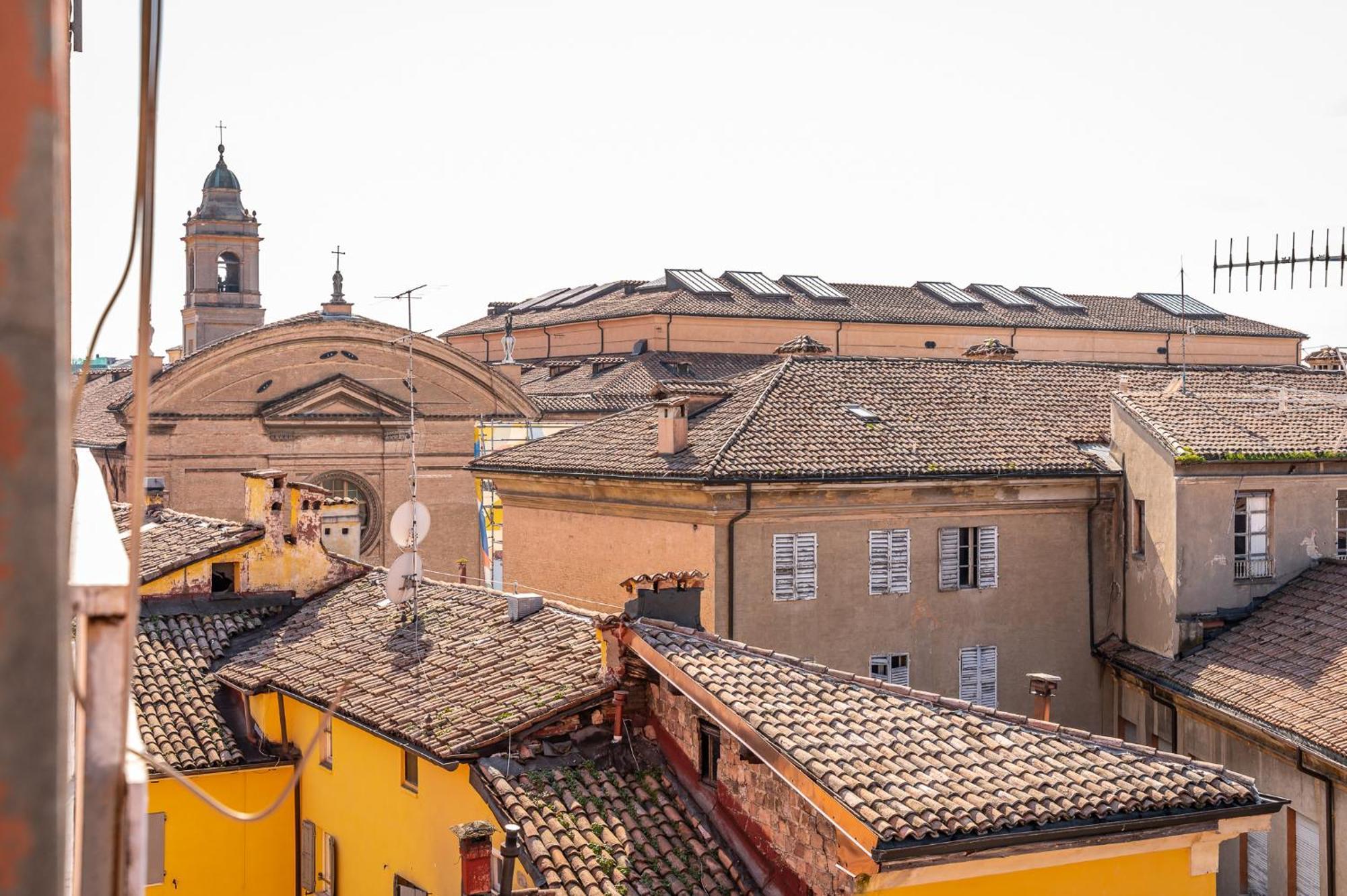 Casa Emilia - * In The Heart Of Modena * Appartement Buitenkant foto